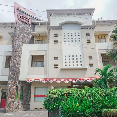 Residences By Reddoorz Near Maranatha University Bandung Exterior foto